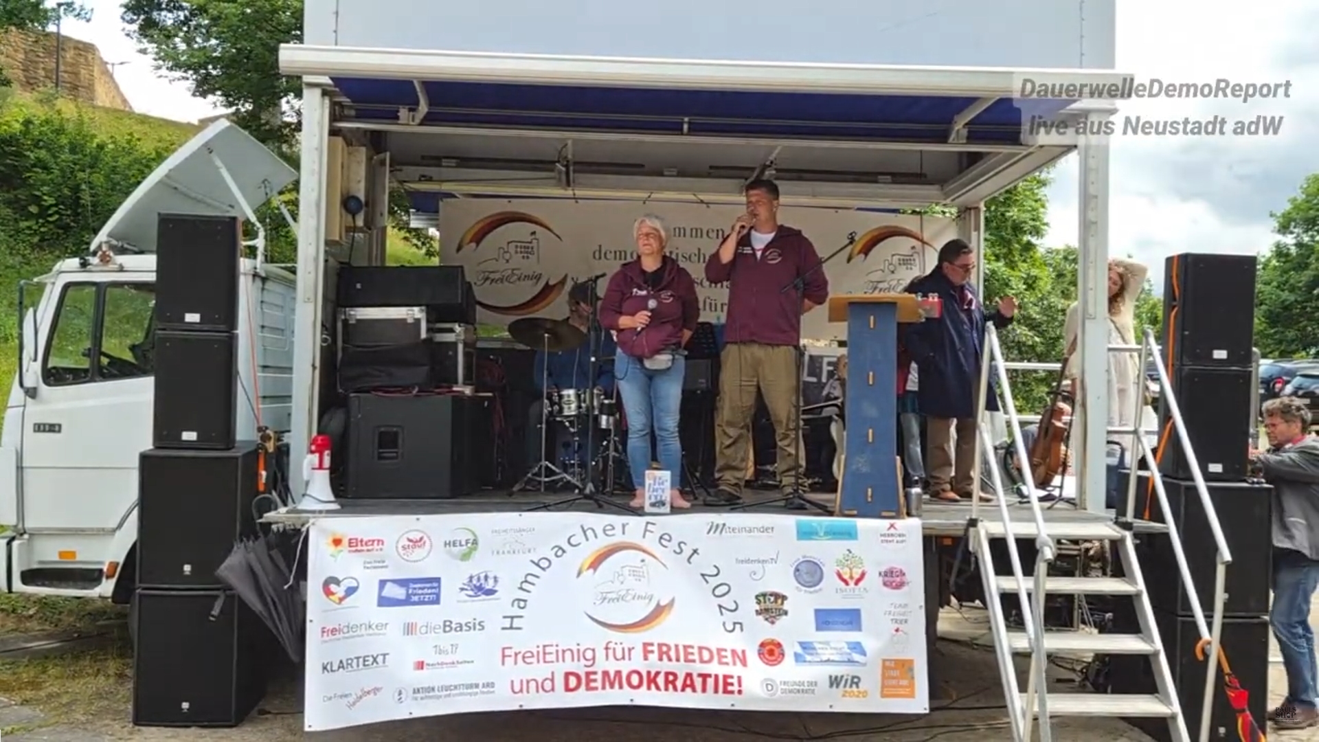 Screenshot aus Video von "DauerwelleDemoReport"